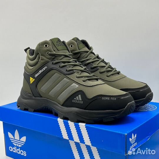 Ботинки adidas с мехом