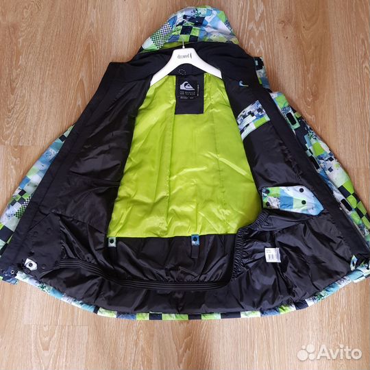 Горнолыжная куртка