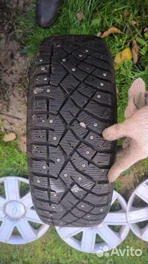 Nitto Therma Spike (NTSPK-B01) 195/60 R15 25H