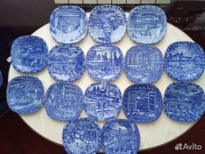 Тарелки сувенирные 15 штук