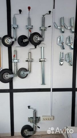 Опорные колёса и стойки для легкового прицепа