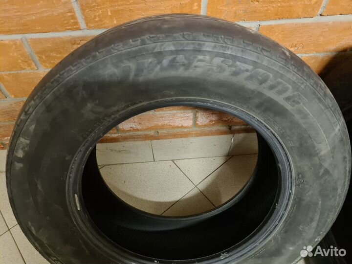 Bridgestone Dueler H/P Sport 235/65 R17 104V