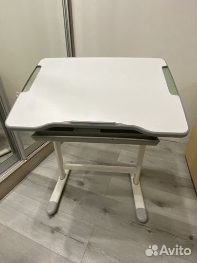 Детский стол и стул трансформер