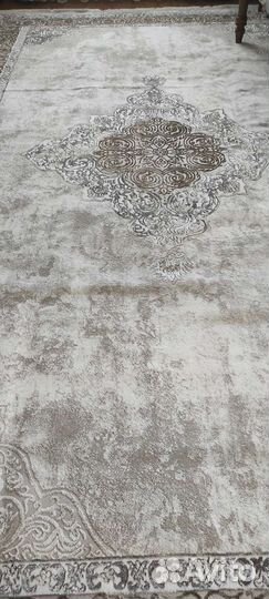 Продаю ковер 3 на 5 новый