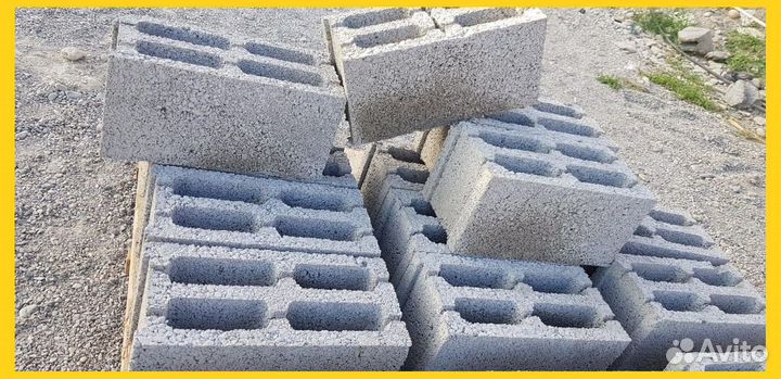 Керамзитобетонный блок полнотелый