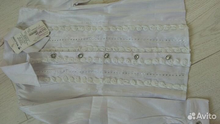 Блузы школьные новые