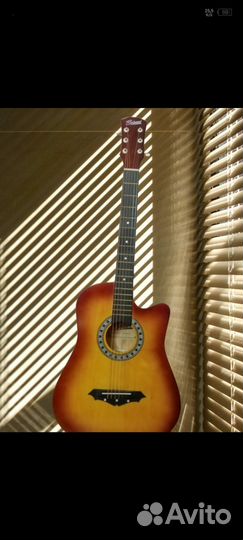 Акустическая гитара belucci