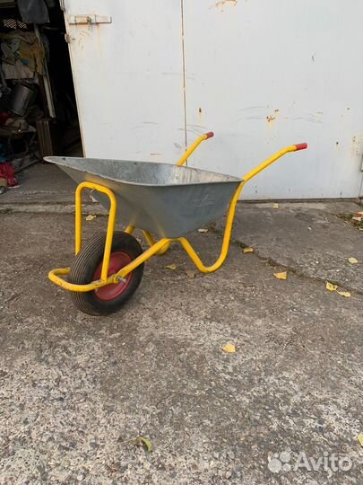 Тачка садовая