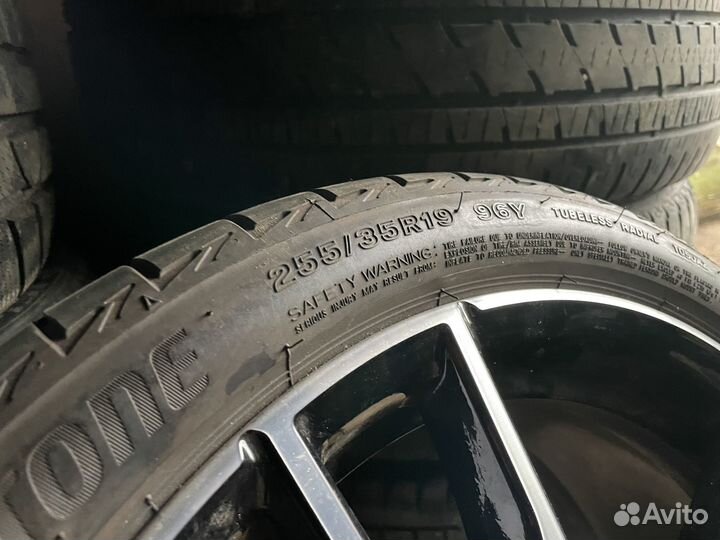 R19 791 м стиль одно колесо зад