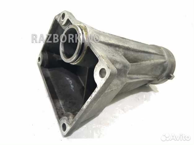 Кронштейн двигателя бмв