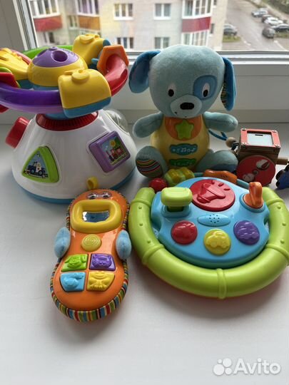 Музыкальные игрушки для малышей