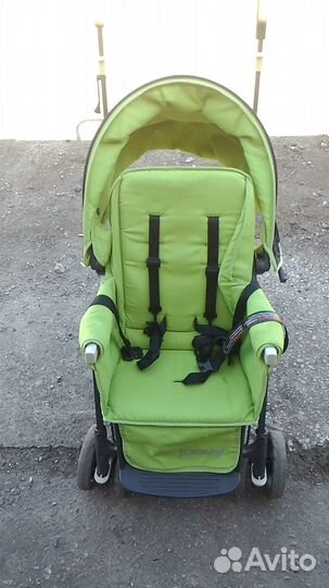 Продаёться коляска для погодок