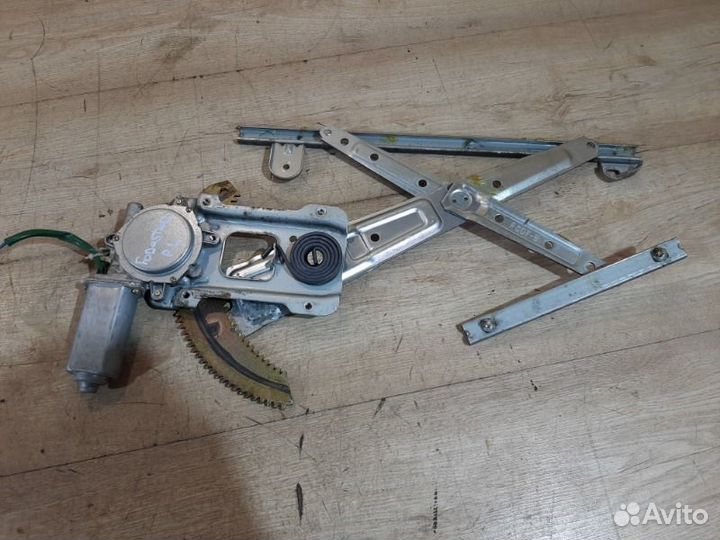 Стеклоподъемник электрический передний правый