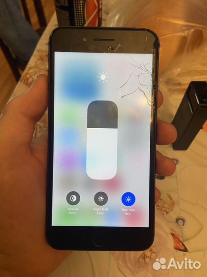 iPhone 8 Plus, 64 ГБ