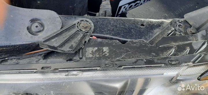 Фара передняя левая Ssangyong Actyon New G20D 2.0