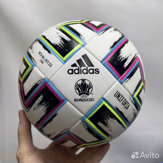 Футбольный мяч Adidas Uniforia FH7339