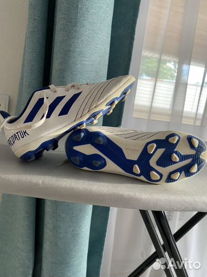 Бутсы adidas predator