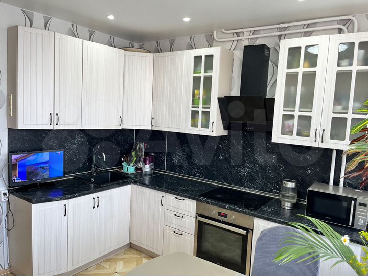 2-к. квартира, 62,5 м², 17/17 эт.