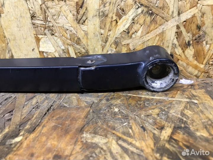 Поводок стеклоочистителя задний Land Rover Range