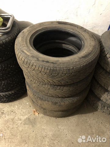 Bridgestone Dueler H/P 215/70 R16