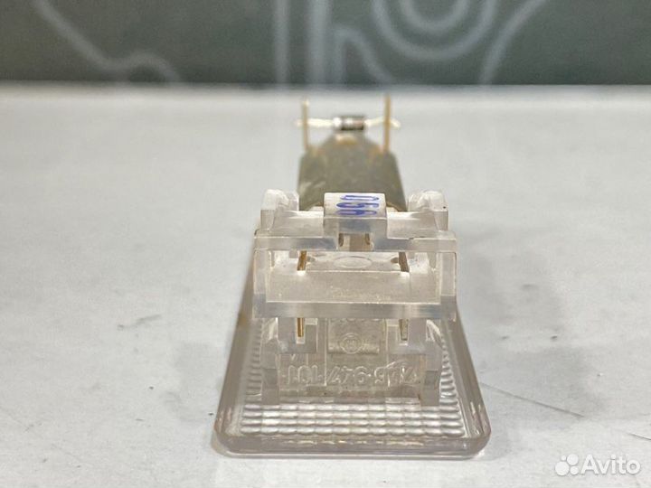 Плафон салона Volkswagen Touareg 7L AXQ/4 2006