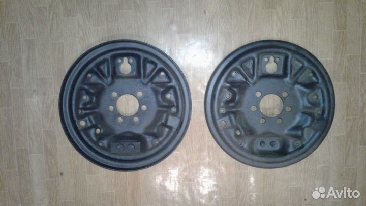 Тормозной щит golf 3 passat b3 b4