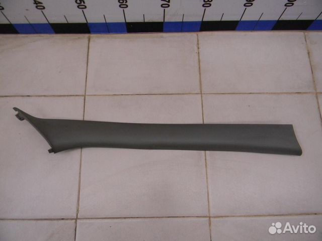 Обшивка стойки Logan 2005-2014