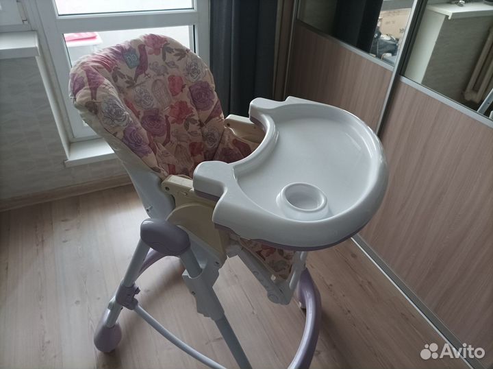 Стульчик для кормления Happy Baby Kevin