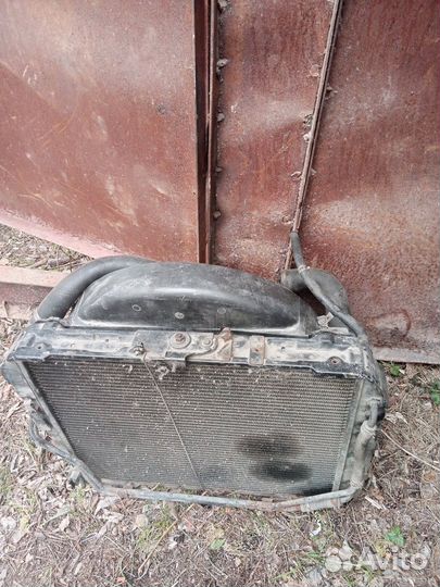 Продам радиатор охлаждения