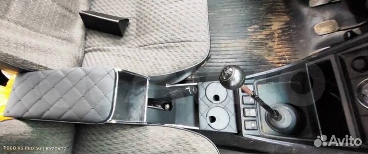 Подлокотник ваз 2107 классика черный