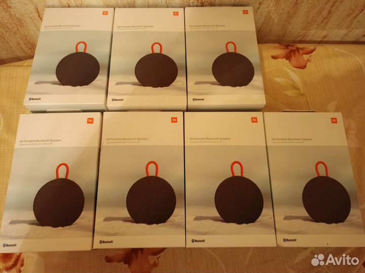 Колонка Mi Portable Bluetooth Speaker