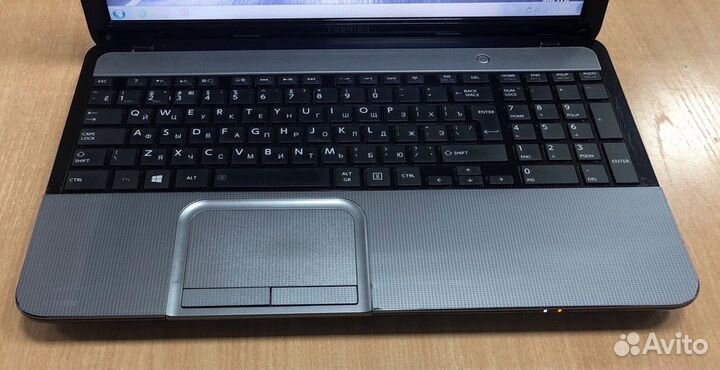 Toshiba/i5 3210/6GB/AMD HD 7600/720GB/15.6