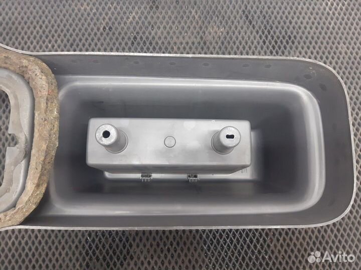 1062078 Вещевой ящик Volvo FH