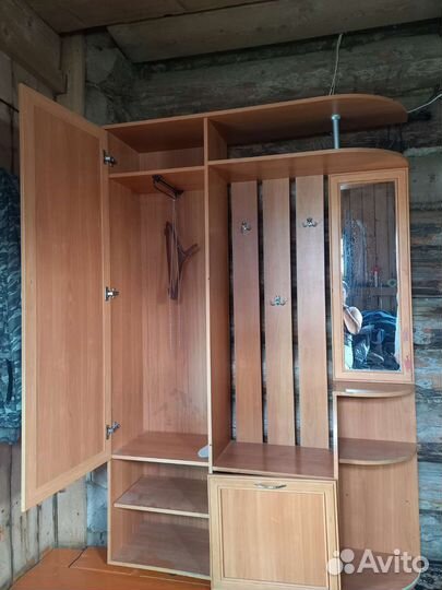 Шкаф в прихожую