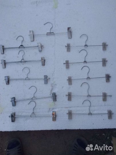 Вешалки
