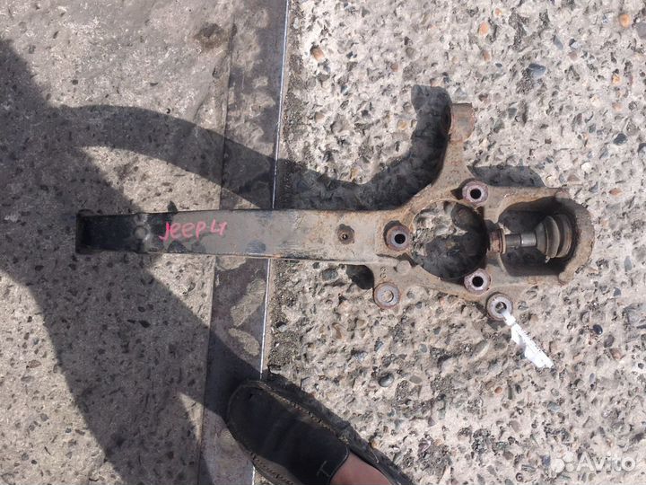Кулак цапфа Jeep Grand Cherokke BK 2