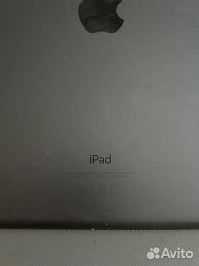 iPad 10.2 2021 год 256gb нерабочий, на запчасти