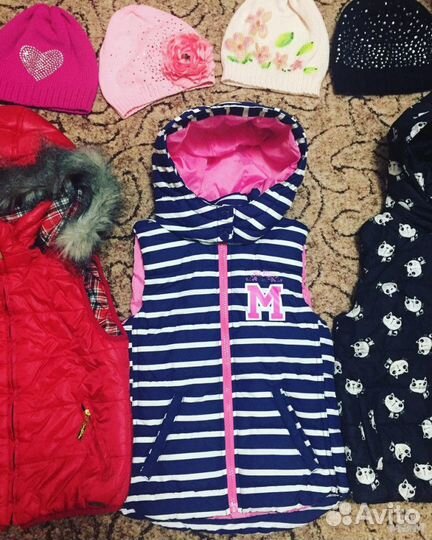 Курточка Zara и жилетки Mayoral и нм на девочку