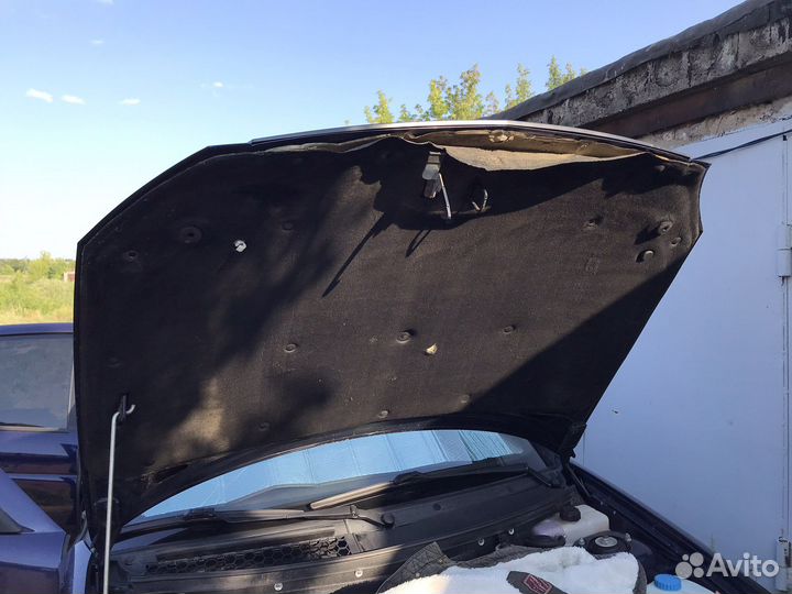 Обивка капота приора