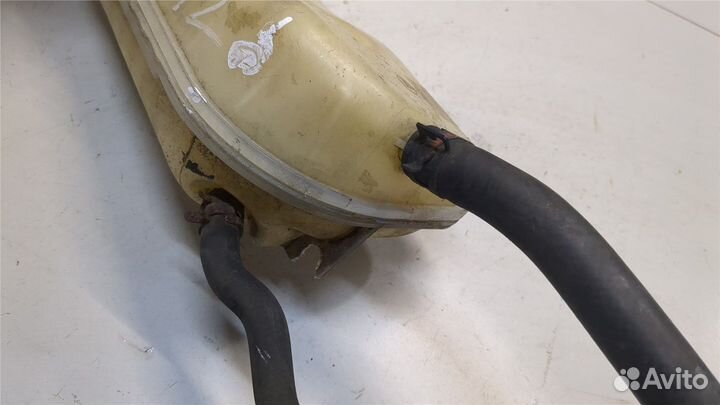 Бачок расширительный Toyota Corolla Verso, 2006