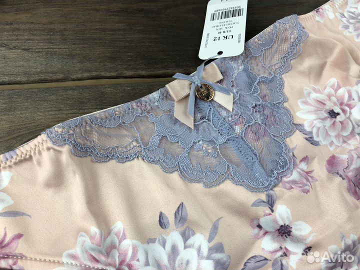 Трусы женские стринги цветочный принт Англия