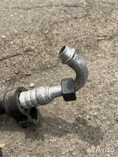 Трубка кондиционера Audi A6 C5 2.4-2.8 4B0260704C