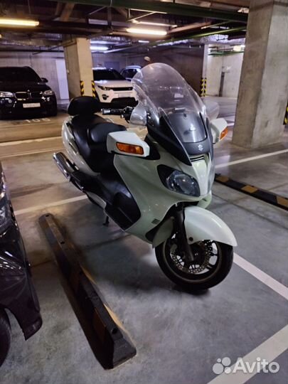 Suzuki Burgman (SkyWave) 650