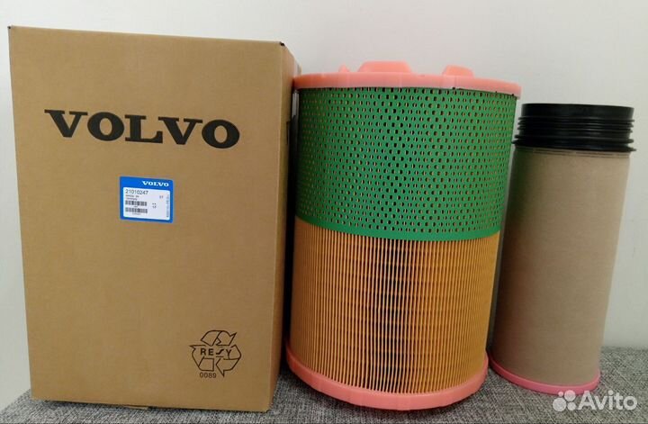 Воздушный фильтр Volvo Вольво 21010247
