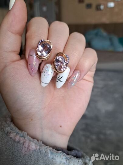 Золотые серьги с сапфирами