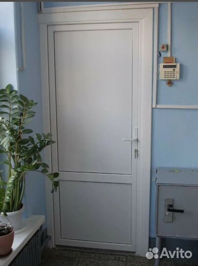 Дверь пластиковая эконом