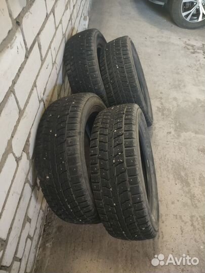 Dunlop SP Winter Ice 01 195/60 R15