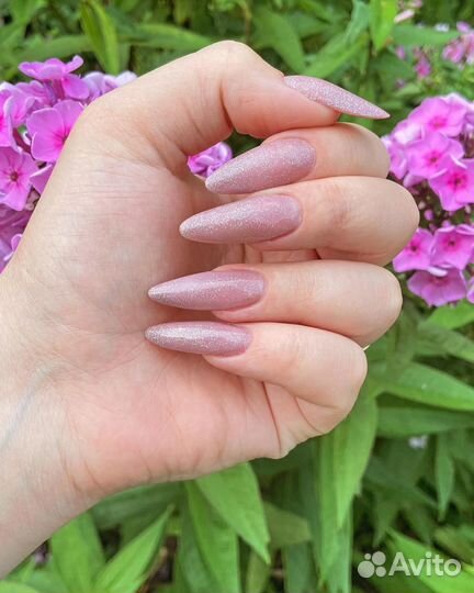 Мастер маникюра