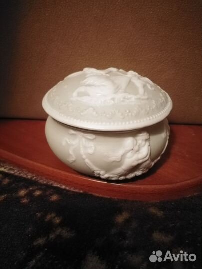 Шкатулка для украшений