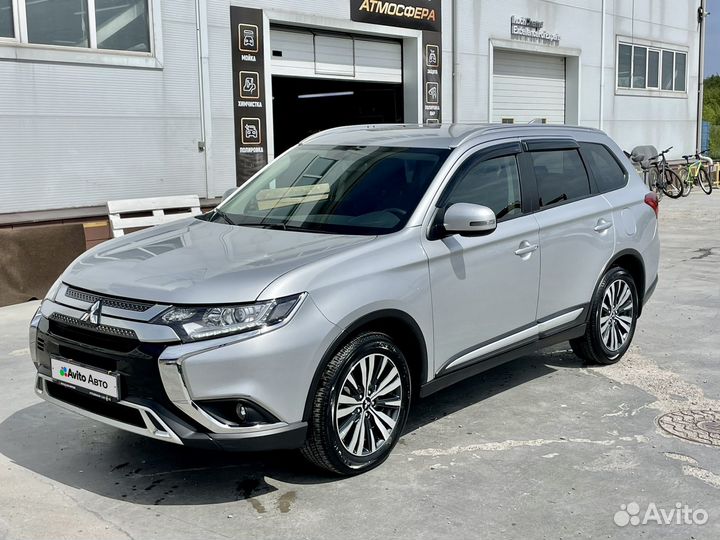 Mitsubishi Outlander 2.0 CVT, 2020, 24 000 км